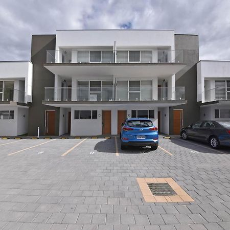 2X2 Modern Apartment Near Airport And City Perth Exteriör bild