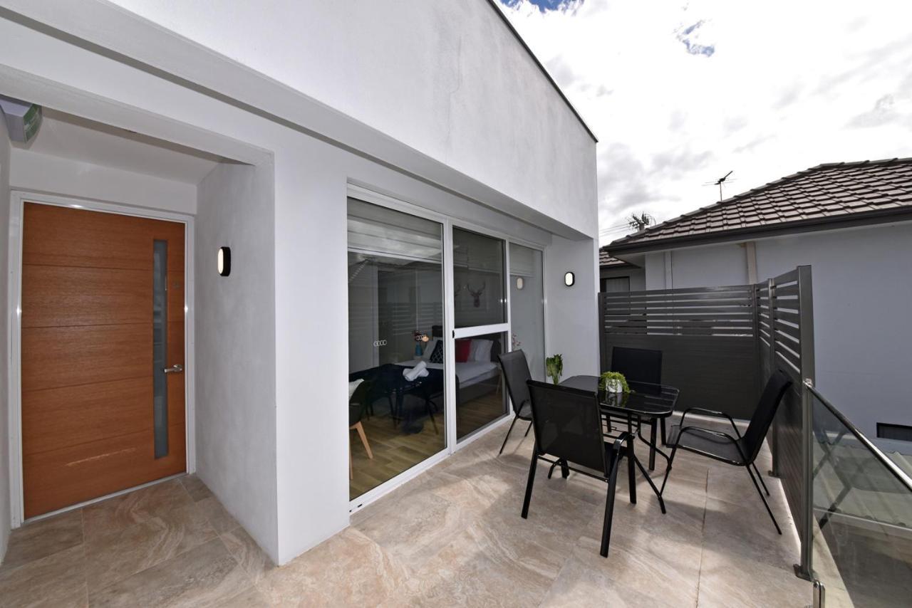 2X2 Modern Apartment Near Airport And City Perth Exteriör bild