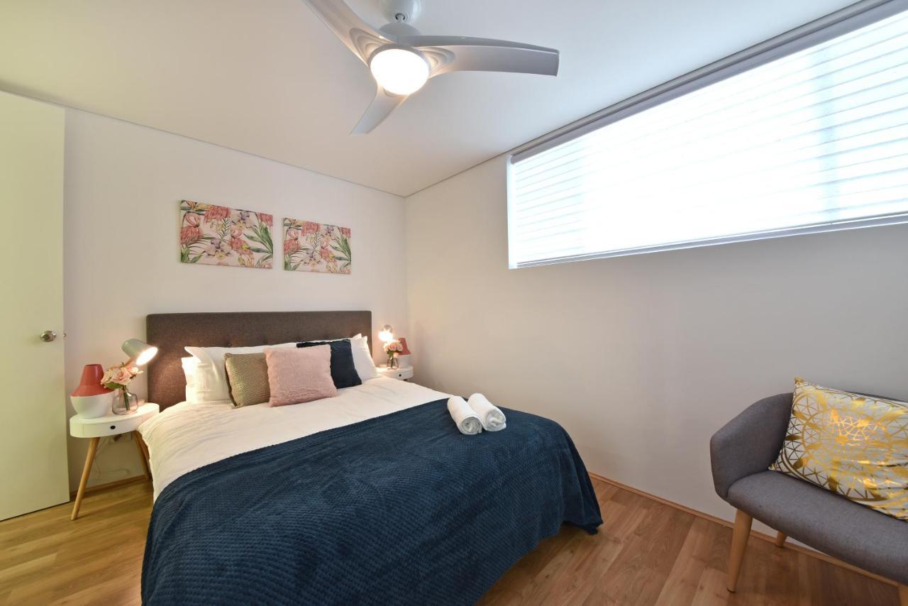 2X2 Modern Apartment Near Airport And City Perth Exteriör bild