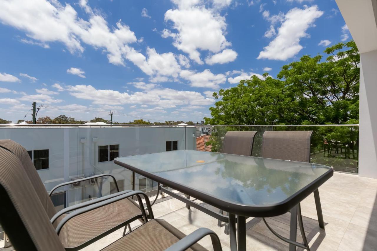 2X2 Modern Apartment Near Airport And City Perth Exteriör bild