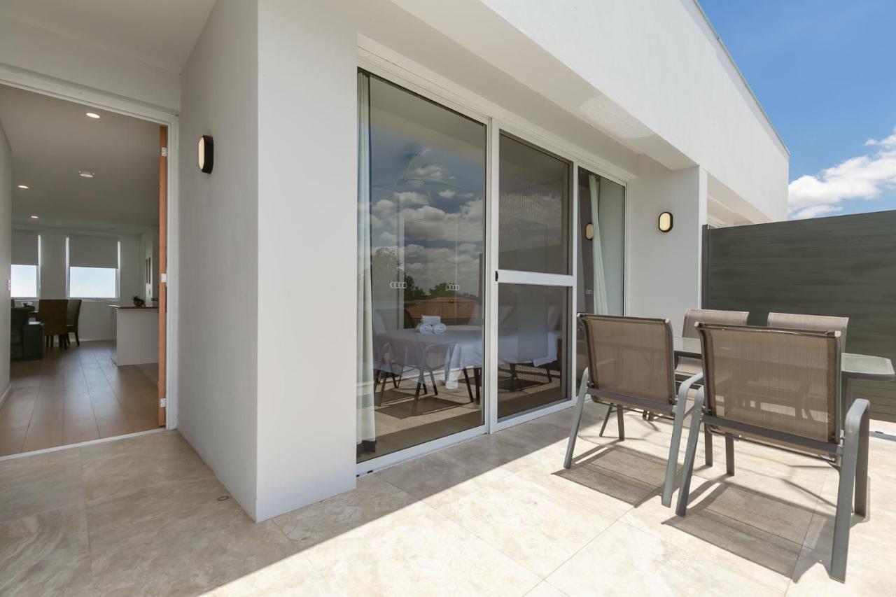 2X2 Modern Apartment Near Airport And City Perth Exteriör bild